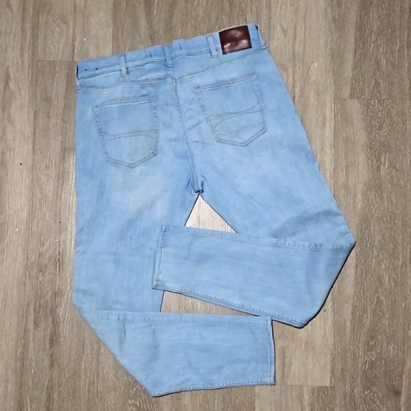 Hollister Jeans - Picture 6 of 7